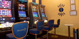 Ilustrasi platform alfаbet99 dengan tampilan sportsbook, slot online dan live casino